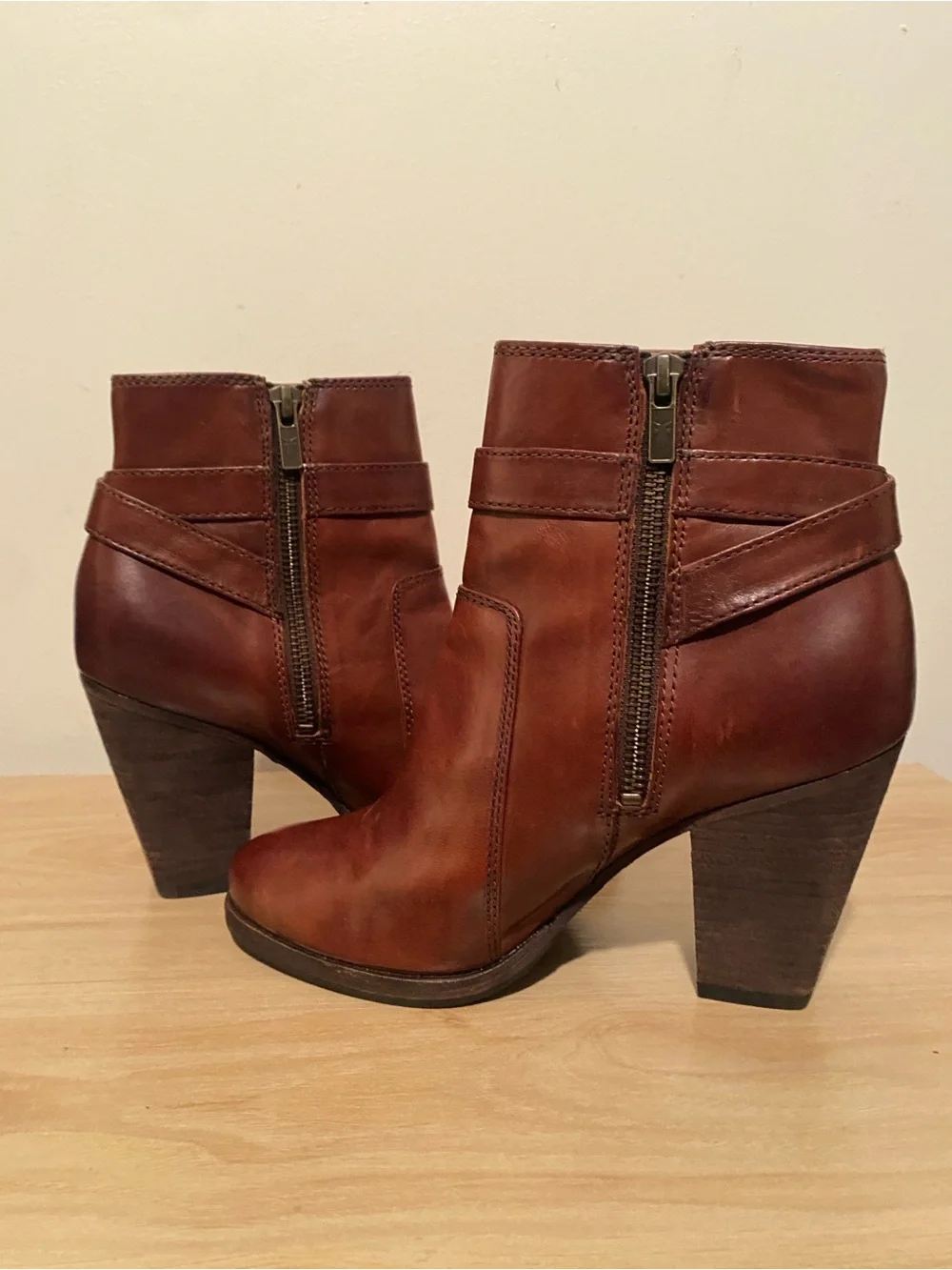 Frye Patty Riding Bootie Women’s 6.5M Cognac Brown Leather Buckle Ankle Boots